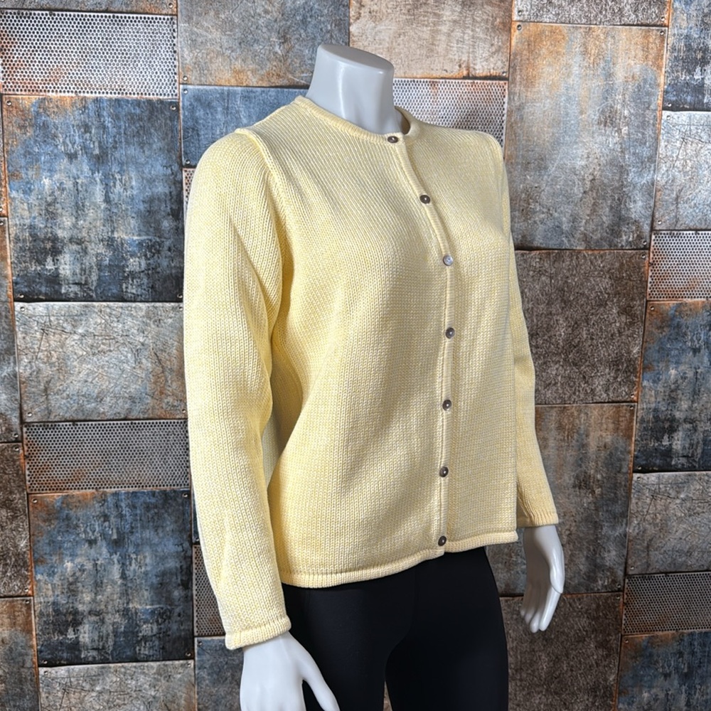 NEW L.L. Bean Women’s Button Front Cardigan Sweater Size L - Picture 3 of 13